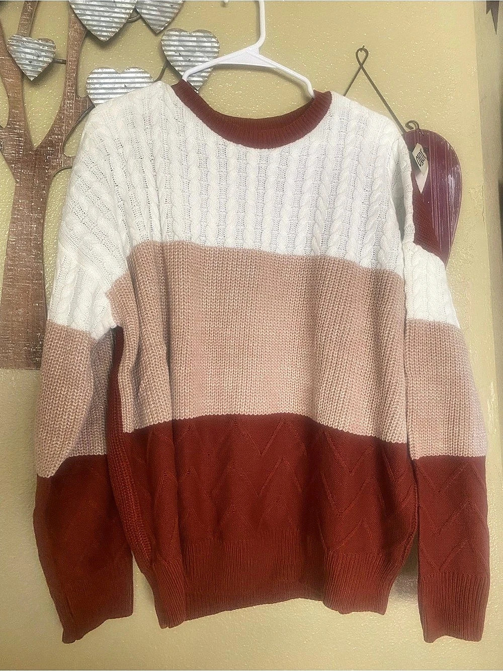 QIANSIQIANBO Color Block Cable Knit Sweater in Brown & White Like New